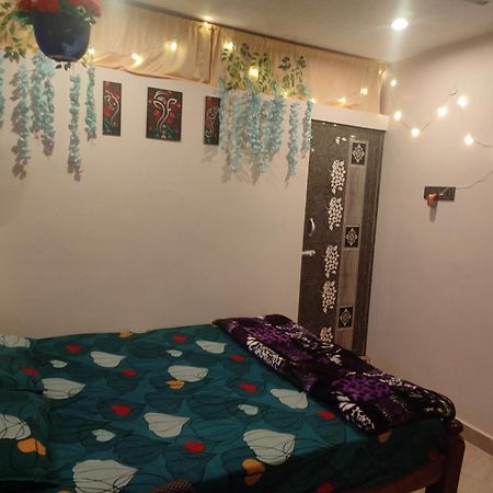 Blue Diamond Apartment Ченай Екстериор снимка